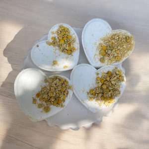 Natural Chamomile Bath Bombs